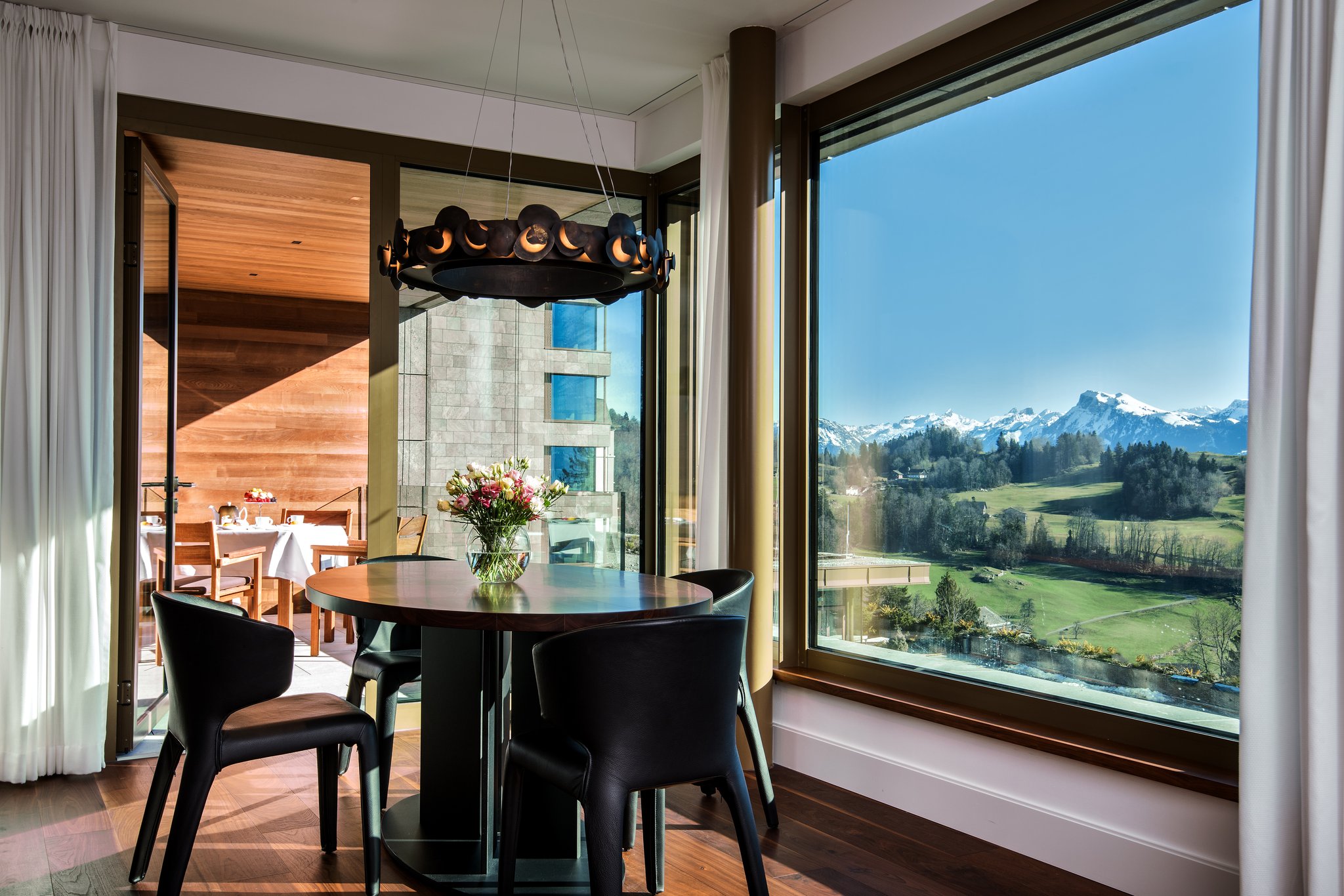 Contemporary Lake View Spa Suite