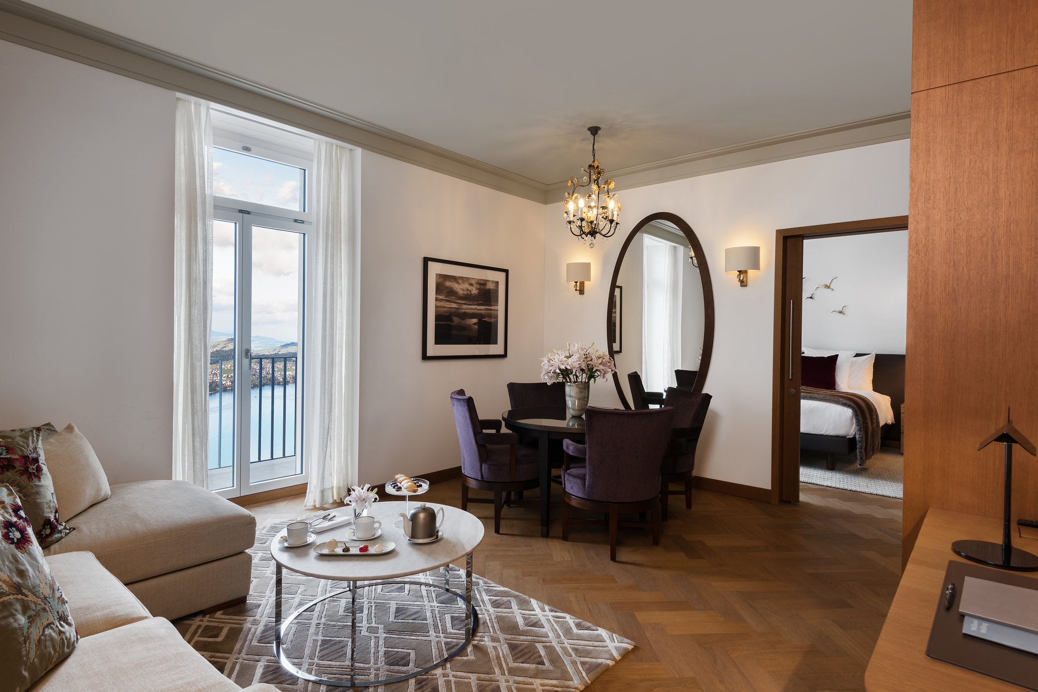 Heritage Lake View Suite